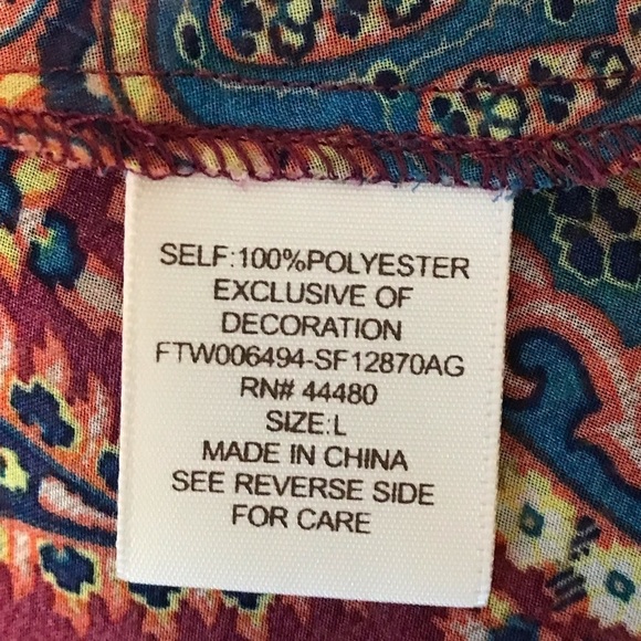 Love Fire Boho Top Size L Crochet Lace Overlay Wine Paisley Print‎ Long Sleeves - Picture 9 of 10